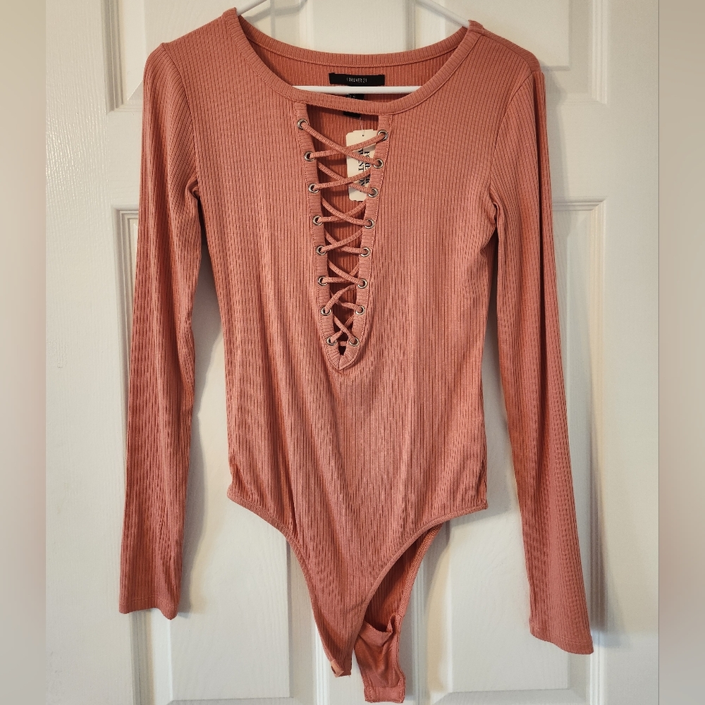Forever 21 Pink Salmon Bodysuit Size medium NWT